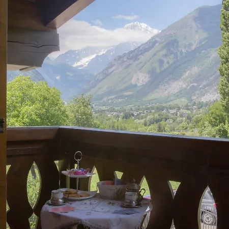 Villamour Boutique & Hotel