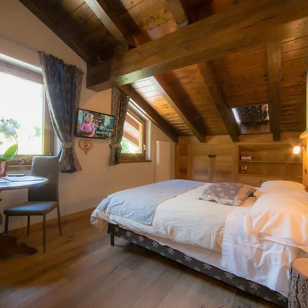 Villamour Boutique & 4* La Salle