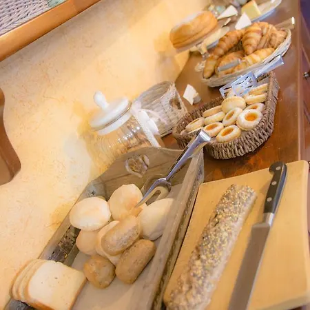 Bed & Breakfast Villamour Boutique & *