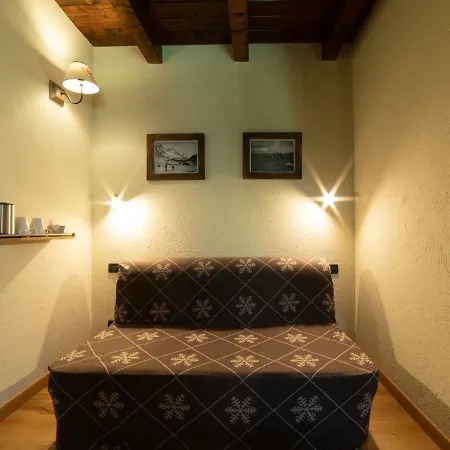 Villamour Boutique & מלון 4*