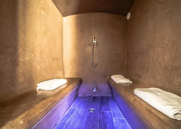 Villamour Boutique &