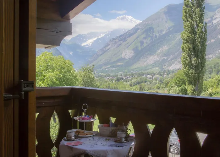 Villamour Boutique & Hotel