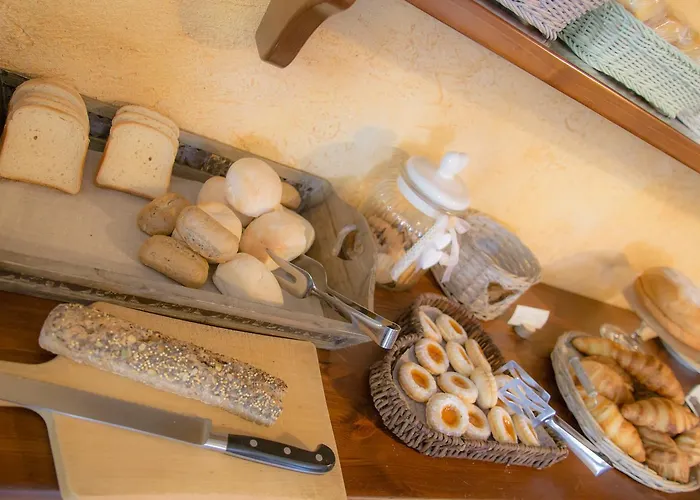 Villamour Boutique & La Salle