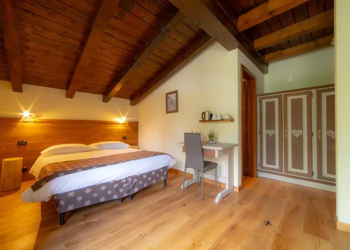 Villamour Boutique & 4* La Salle